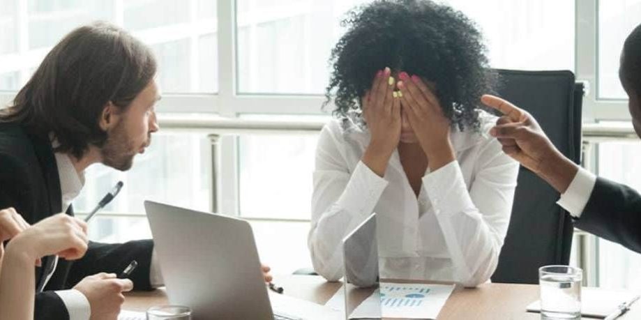 Racial Discrimination in Performance Reviews